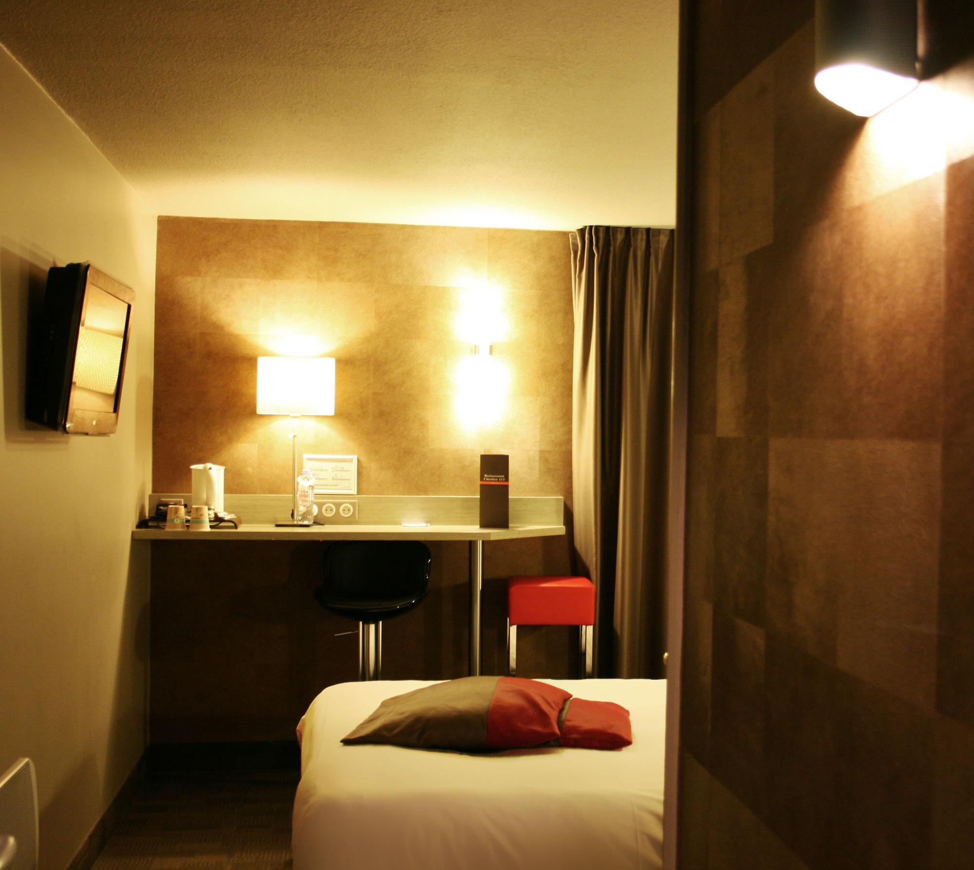 Best Western L'Atelier 117 Мобёж Экстерьер фото