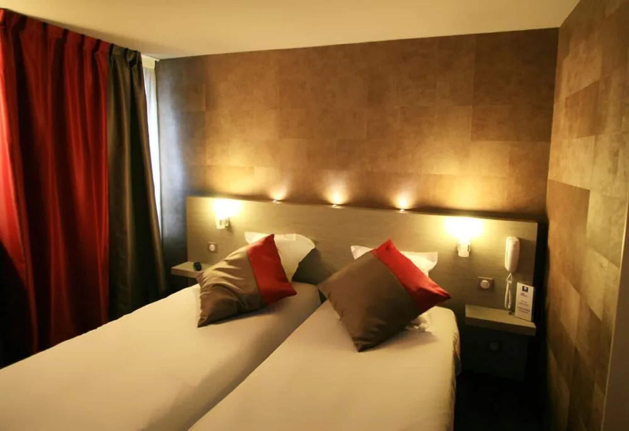 Best Western L'Atelier 117 Мобёж Номер фото