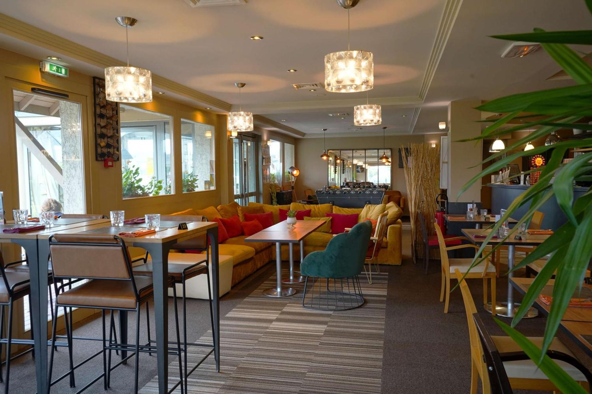 Best Western L'Atelier 117 Мобёж Экстерьер фото