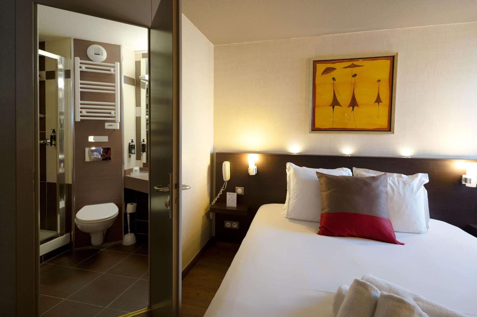 Best Western L'Atelier 117 Мобёж Экстерьер фото